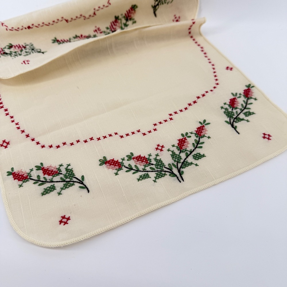 Vintage Cross Stitch Floral Embroidery Cream Place Mat Table Runner 16x11 - Picture 6 of 7